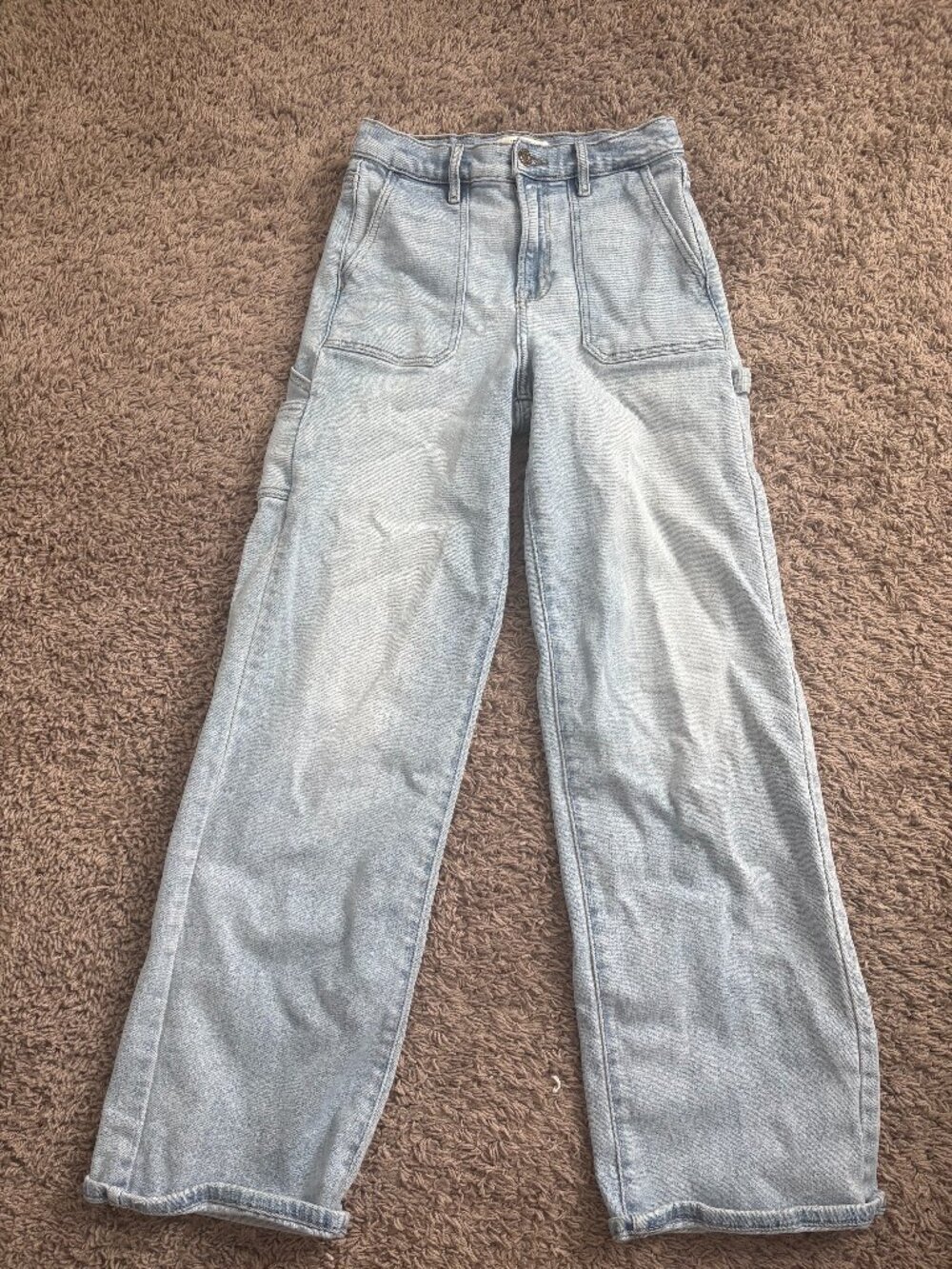 Light Wash Straight Leg Jeans Pants